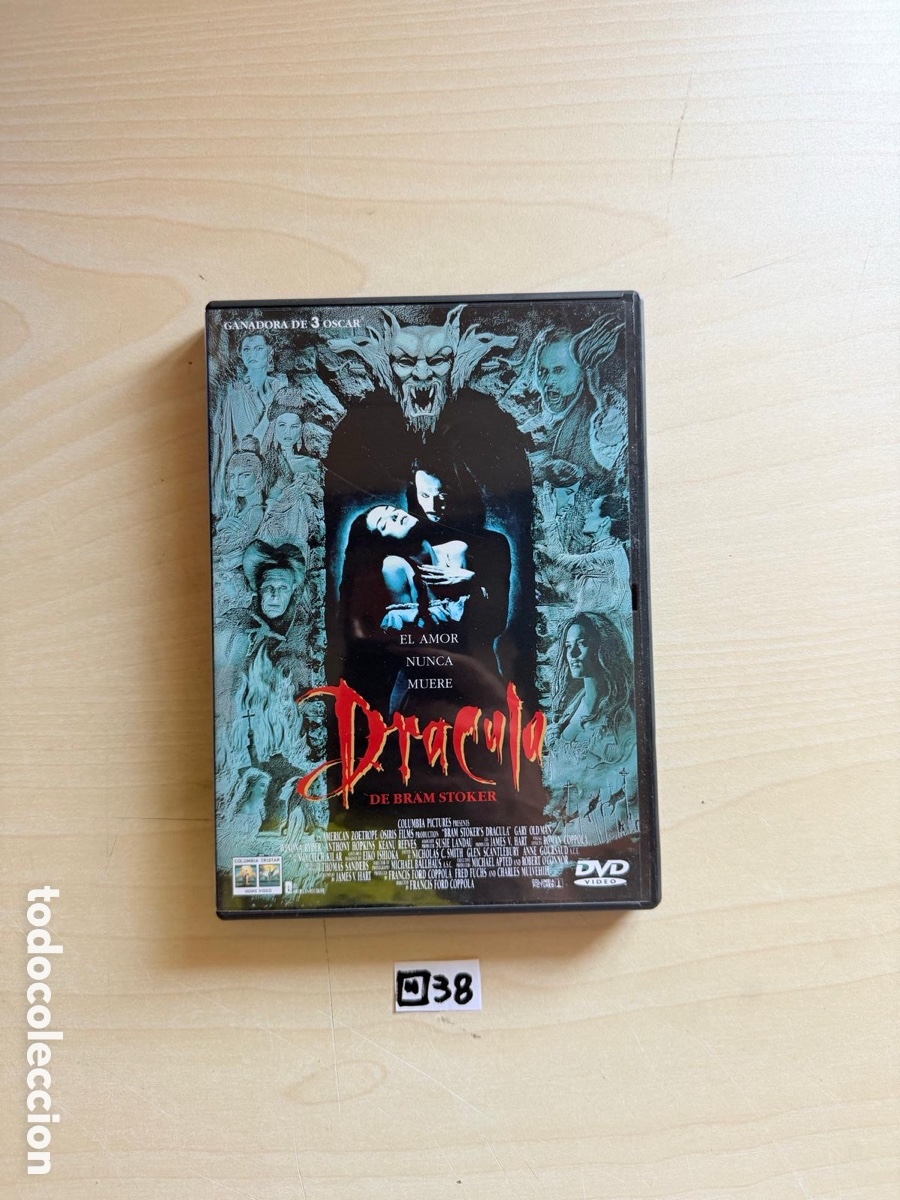 Cine: DVD el amor nunca muere Dr&aacute;cula