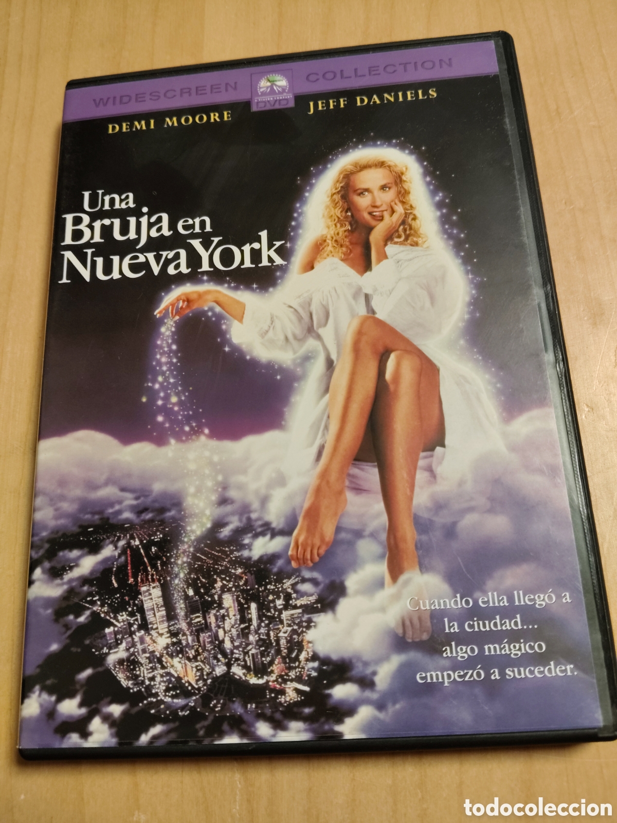 Cine: RD164 una bruja en nueva York DVD SEGUNDAMANO