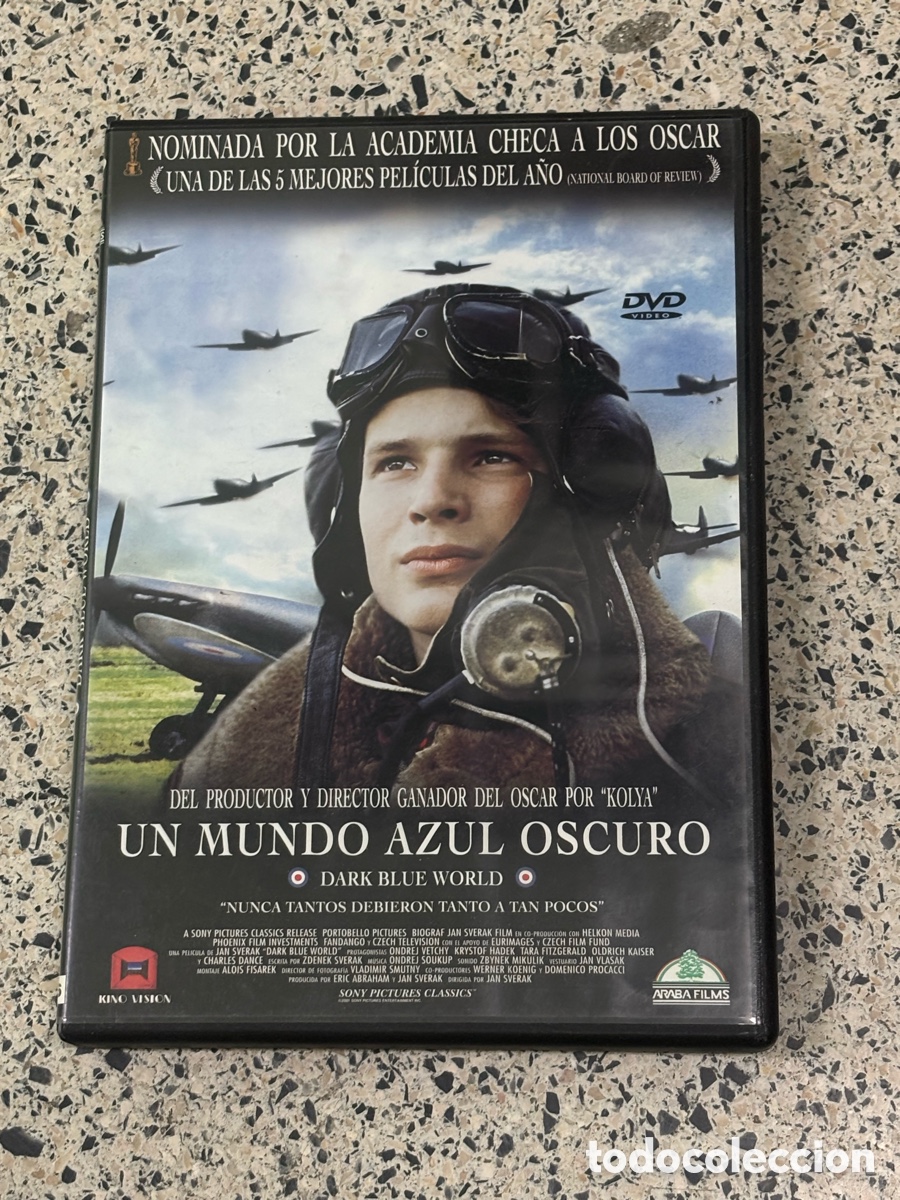 Cine: DVD Un Mundo Azul Oscuro (Dark Blue World) - Jan Sverak - Cine B&eacute;lico II Guerra