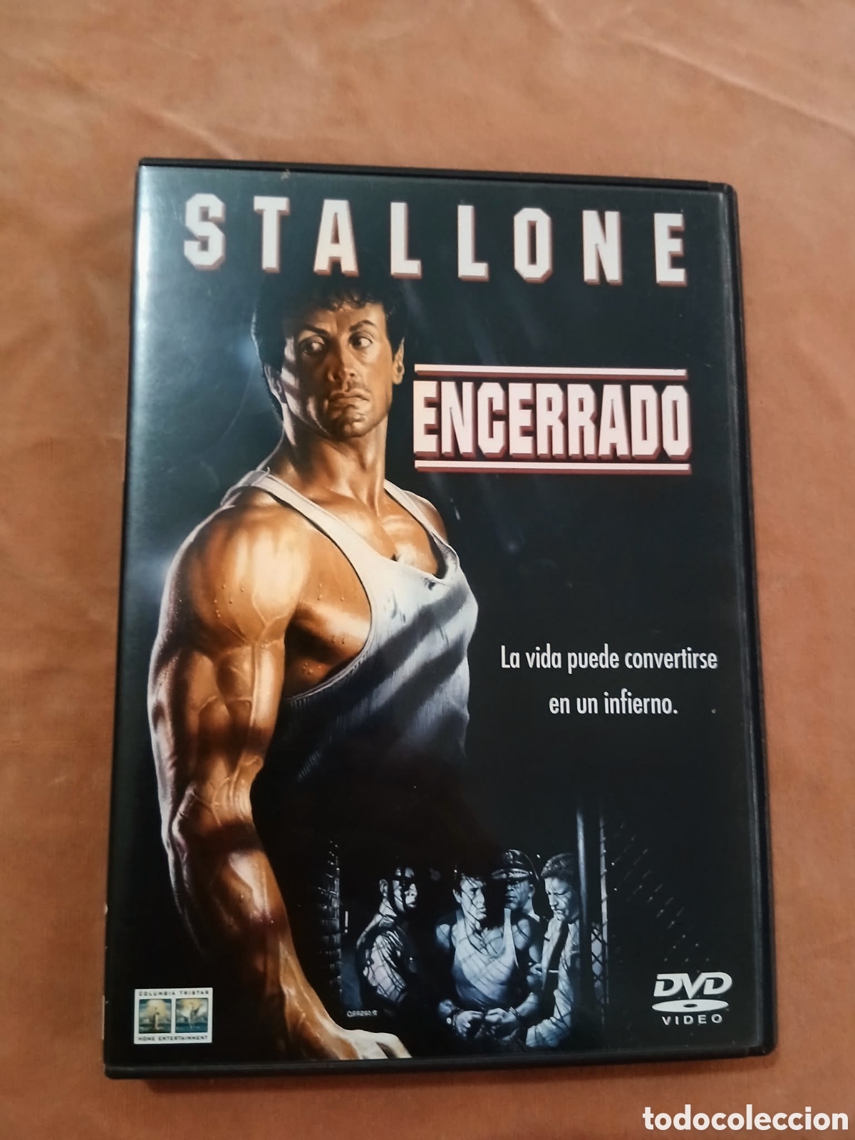 Cine: DVD - ENCERRADO - STALLONE