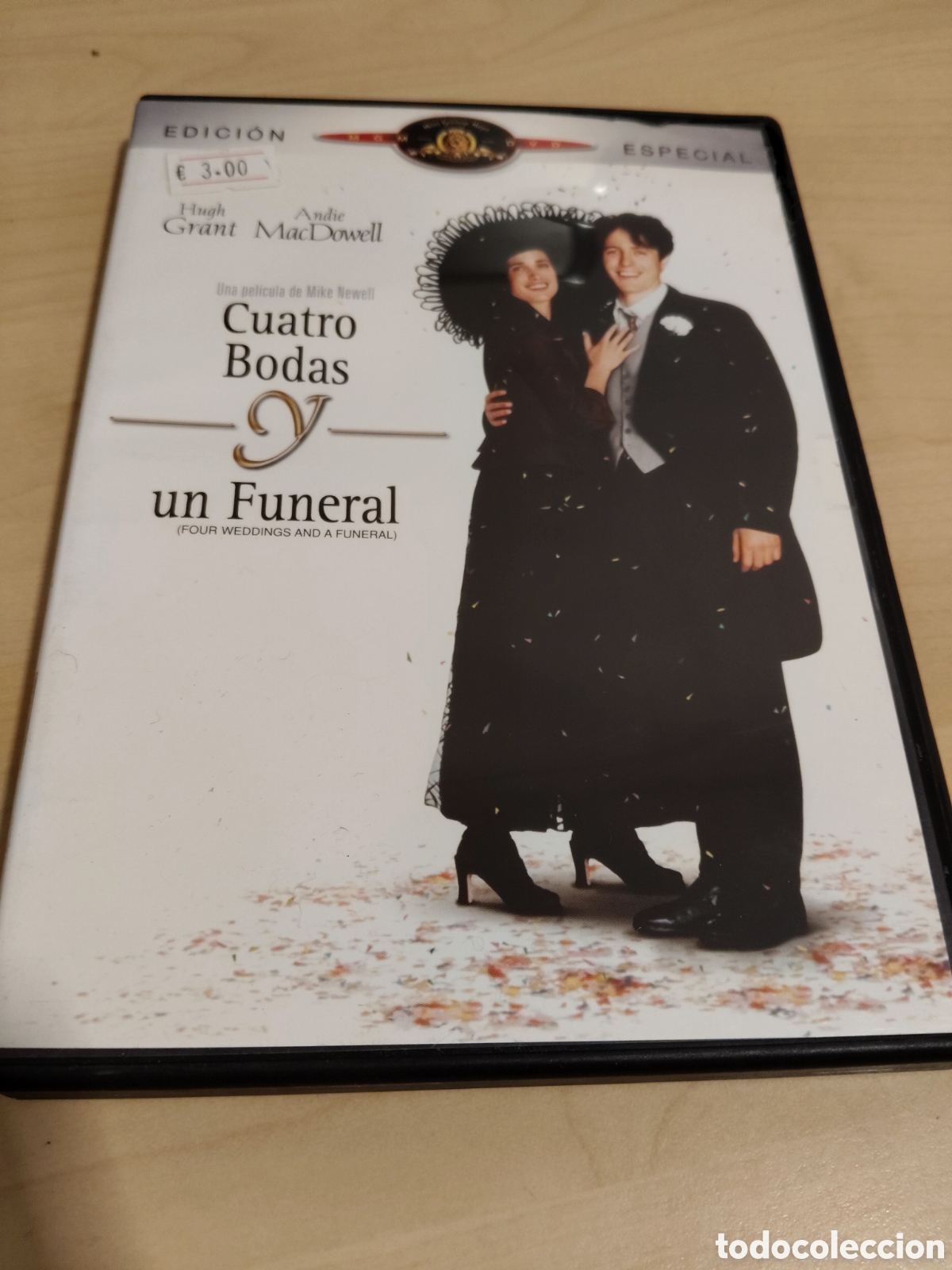 Cine: A64 Cuatro bodas y un funeral DVD segundamano