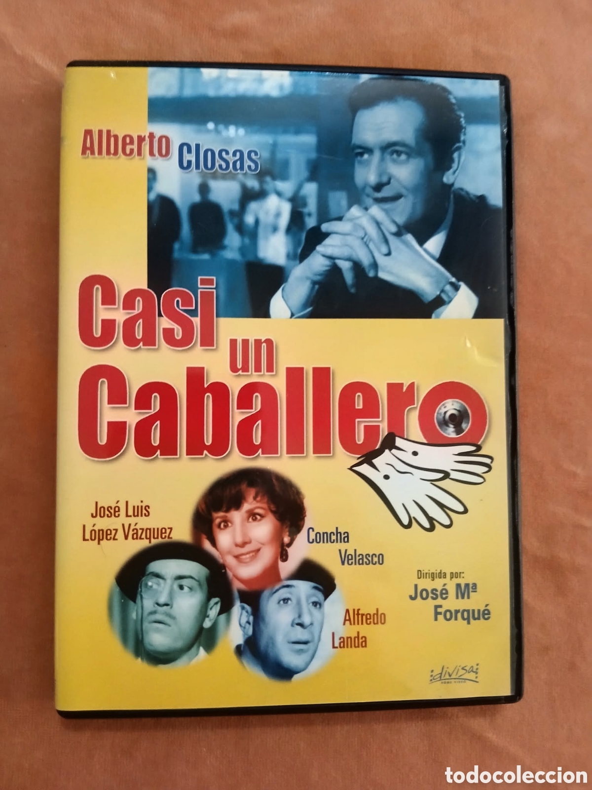 Cine: DVD &bull; CASI UN CABALLERO &bull; ALBERTO CLOSAS, JOS&Eacute; LUIS L&Oacute;PEZ V&Aacute;ZQUEZ, CONCHA VELASCO