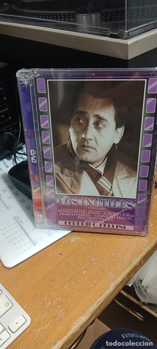 Cine: LOS INUTILES ( I VITELLONI) DVD
