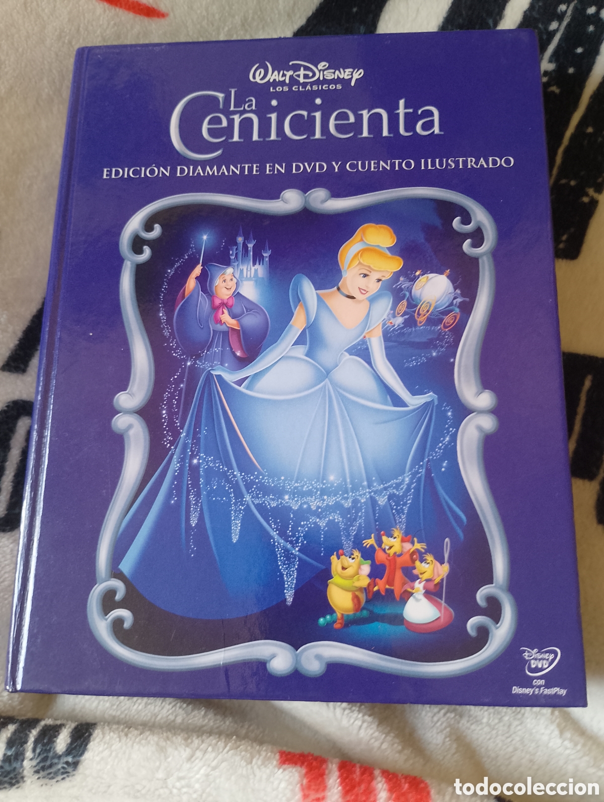 Cine: La Cenicienta Edici&oacute;n Diamante DVD+Cuento Ilustrado La Cenicienta DVD La Cenicienta Pel&iacute;cula