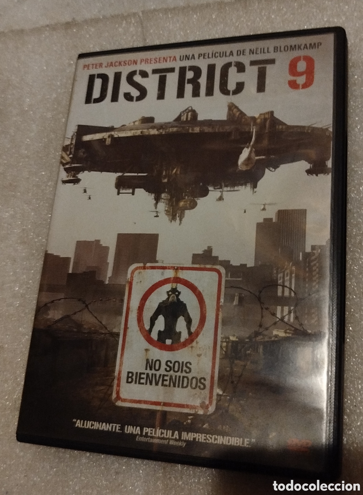 Cine: District 9. Neil Blomkamp