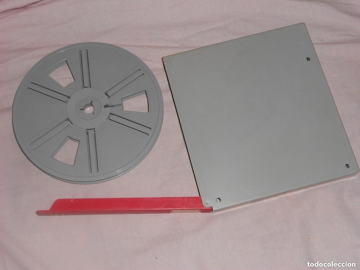 Cine: CAJA Y BOBINA PARA PELICULA SUPER 8 MM 120 METROS.