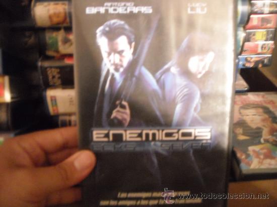 Cine: ENEMIGOS - Foto 1