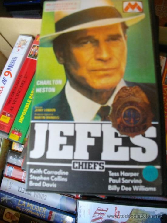 Cine: JEFES - Foto 1