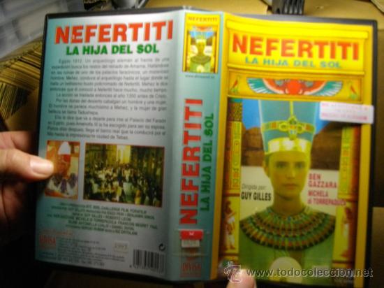 Cine: NEFERTITI - Foto 1