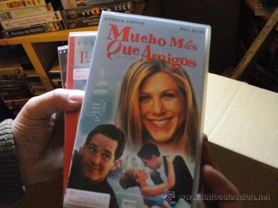 Kino: MUCHO MAS QUE AMIGOS-VHS-COMPRA MINIMA 10&euro; EU--