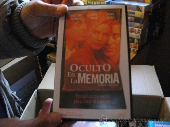 Cine: OCULTO EN LA MEMORIA - Foto 1