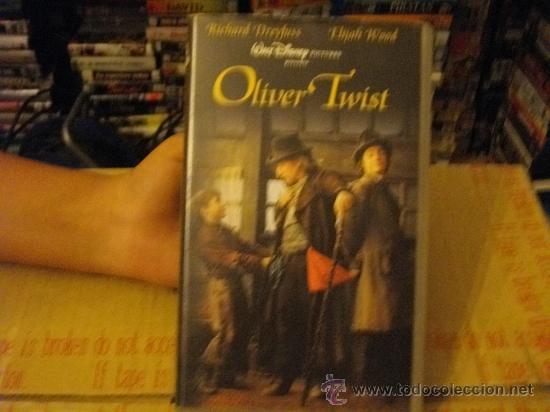 Cine: OLIVER TWIST - Foto 1