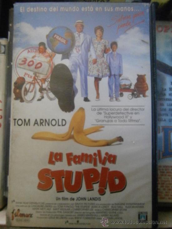 Kino: LA FAMILIA STUPID