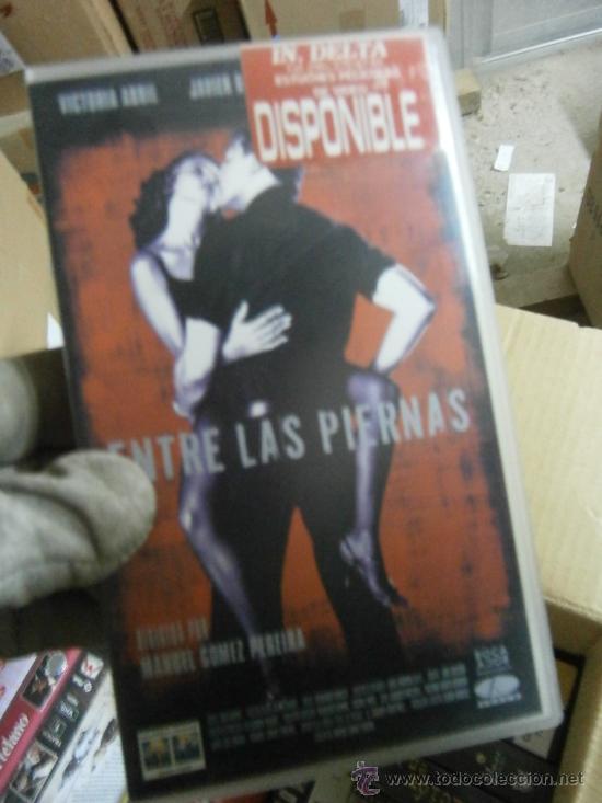 Cinema: ENTRE LAS PIERNAS-VHS-COMPRA MINIMA 10&euro; EU