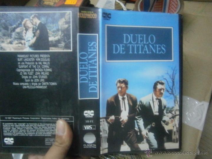 Cine: DUELO DE TITANES -VHS - Foto 1