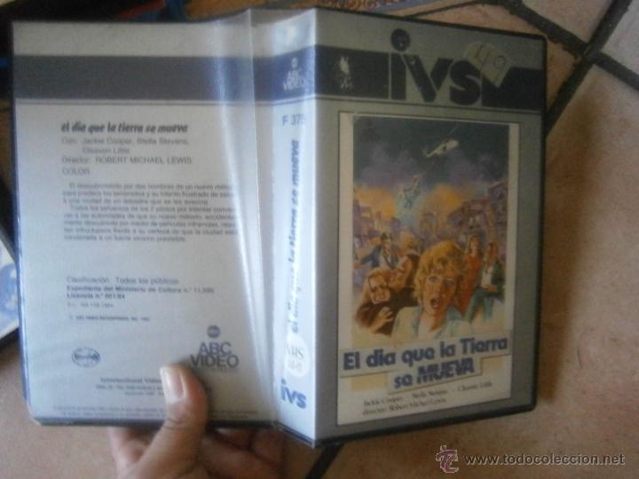 Cin&eacute;ma: ELDIA QUE LATIERRA SE MUEVA -VHS