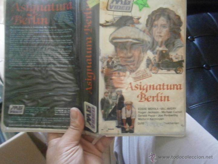 Cinema: ASIGNATURA BERLIN -VHS caja grande