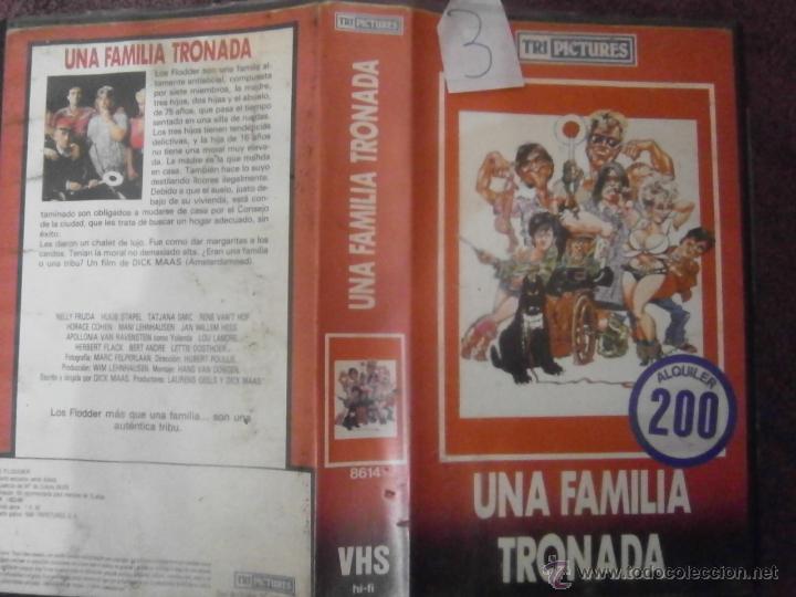 Cin&eacute;ma: UNA FAMILIA TRONADA-VHS(COMPRA MINIMA 10&euro; EU--)