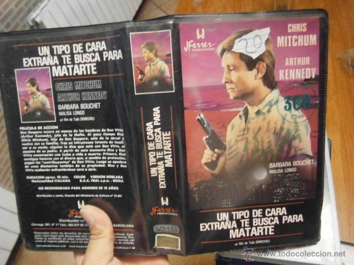 Cinema: UN TIPO DE CARA EXTRA&Ntilde;A TE BUSCA PARA MATARTE-VHS