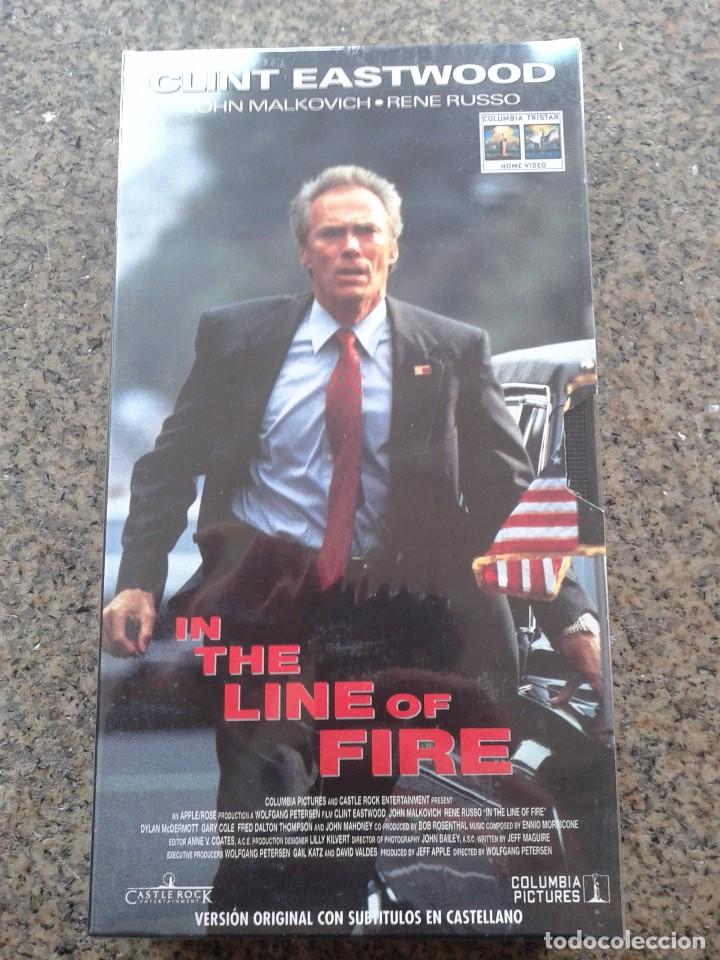 Cinema: VHS -- IN THE LINE OF FIRE ( EN LA LINEA DE FUEGO ) -- VERSION ORIGINAL SUBTITULADA -- PRECINTADA --