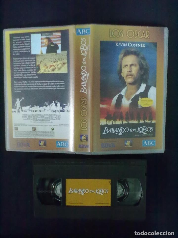 Cine: BAILANDO CON LOBOS - Foto 1