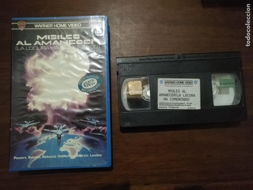 Cine: VHS MISILES AL AMANECER - Foto 2