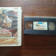 Cine: VHS EL ZORRO CABALGA DE NUEVO