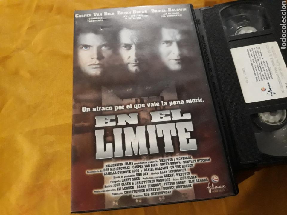 Cine: VHS- En el limite- Bryan Brown - Foto 1