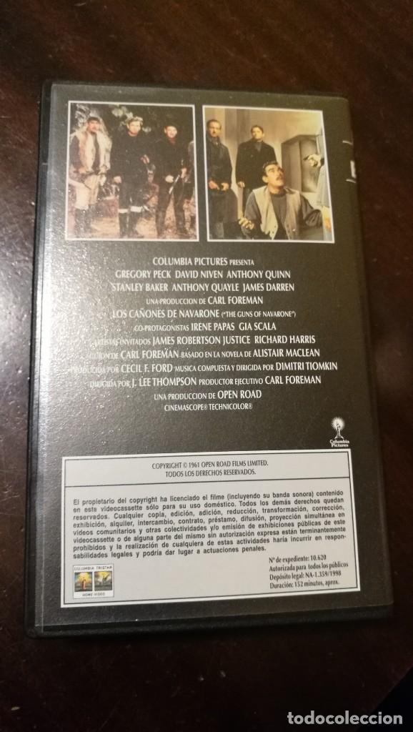 Cine: VHS LOS CA&Ntilde;ONES DE NAVARONE - Foto 2