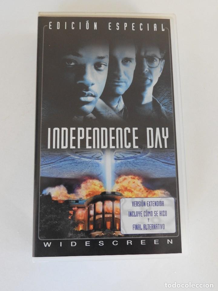 Cine: Independence day, dtor.Roland Emmerich, versi&oacute;n extendida. - Foto 1