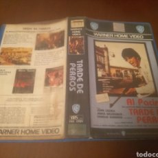 Cine: VHS- TARDE DE PERROS (OJO SÓLO SE VENDE CARÁTULA) AÑO 1975