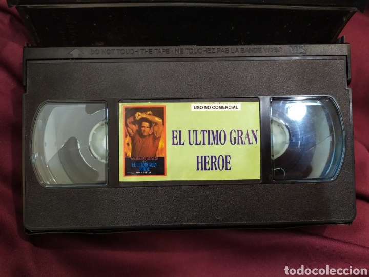 Cine: VHS el &uacute;ltimo gran h&eacute;roe. Schwarzenegger. - Foto 2