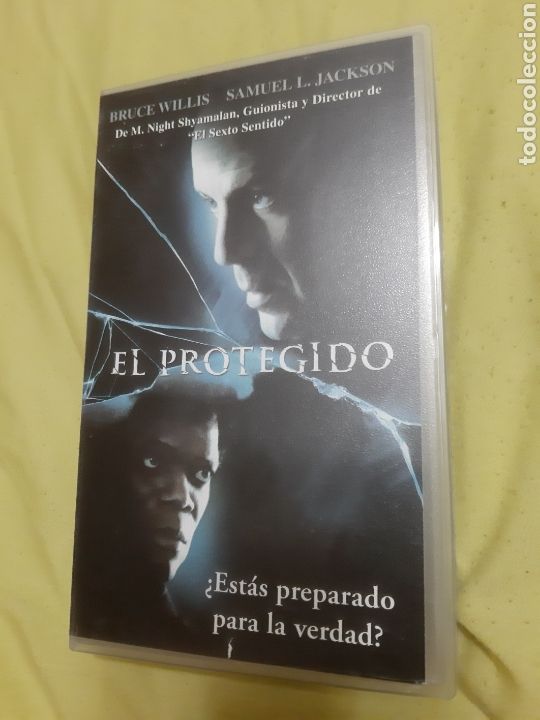 Cine: VHS El Protegido - Foto 1