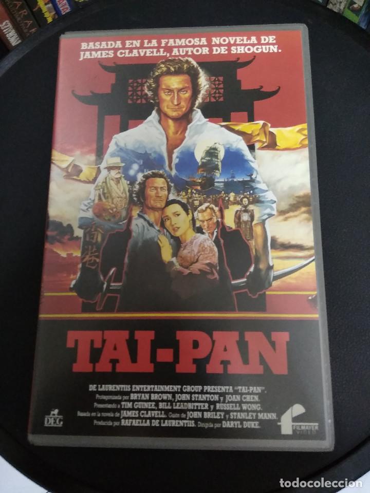 Cine: TAI-PAN - Foto 1