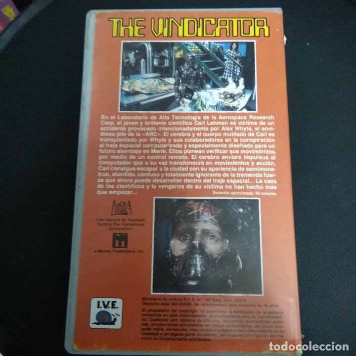Cine: THE VINDICATOR - Foto 2