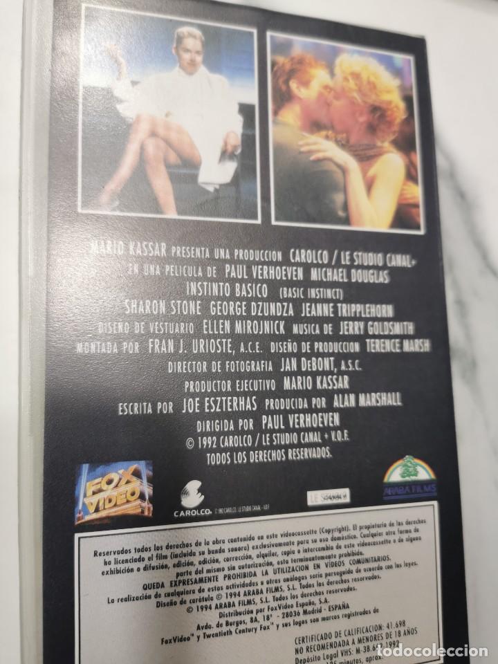 Cine: INSTINTO BASICO - Foto 3