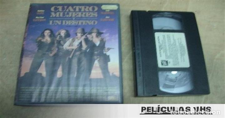 Cin&eacute;ma: Pel&iacute;cula Cuatro Mujeres Y Un Destino en VHS