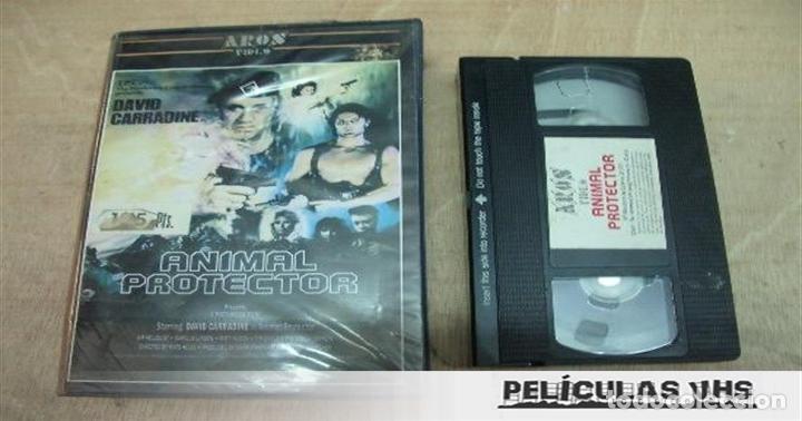 Cine: Pel&iacute;cula Animal Protector en VHS