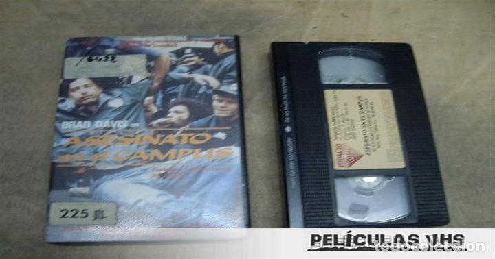 Cinema: Pel&iacute;cula Asesinato En El Campus en VHS