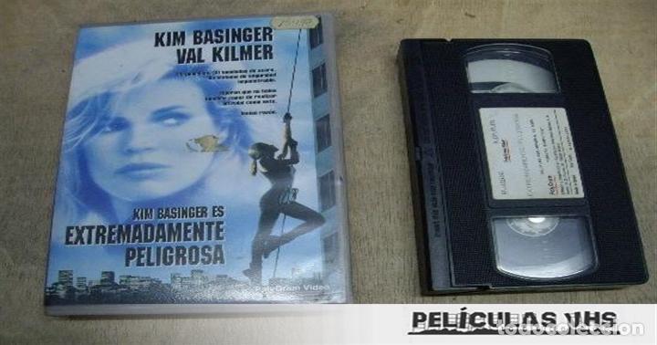 Cinema: Pel&iacute;cula Extremadamente Peligrosa en VHS