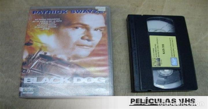 Cinema: Pel&iacute;cula Black Dog en VHS