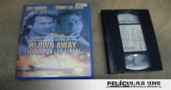 Cinema: Pel&iacute;cula Blown Away en VHS