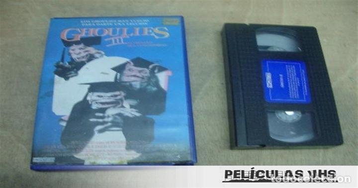 Cin&eacute;ma: Pel&iacute;cula GhouliesIii en VHS
