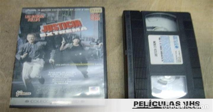 Cin&eacute;ma: Pel&iacute;cula Karateman en VHS