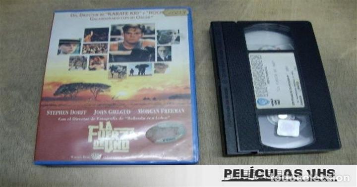Cinema: Pel&iacute;cula La Fuerza De Uno en VHS