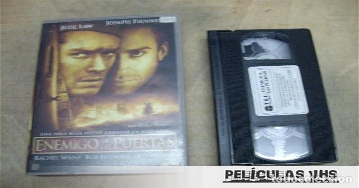 Kino: Pel&iacute;cula Enemigo A Las Puertas en VHS