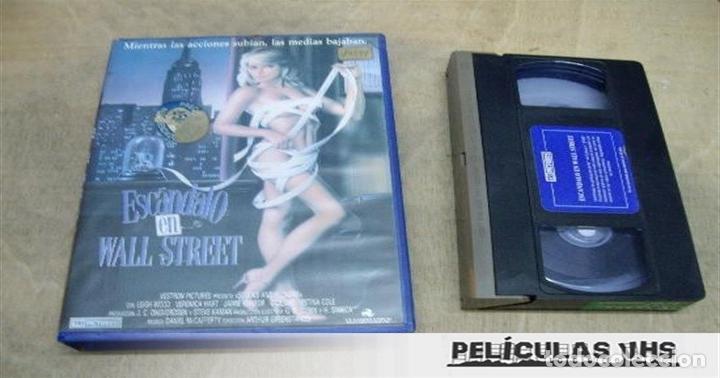 Kino: Pel&iacute;cula Esc&aacute;ndalo En Wall Street en VHS