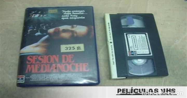 Cinema: Pel&iacute;cula Sesi&oacute;n De Medianoche en VHS
