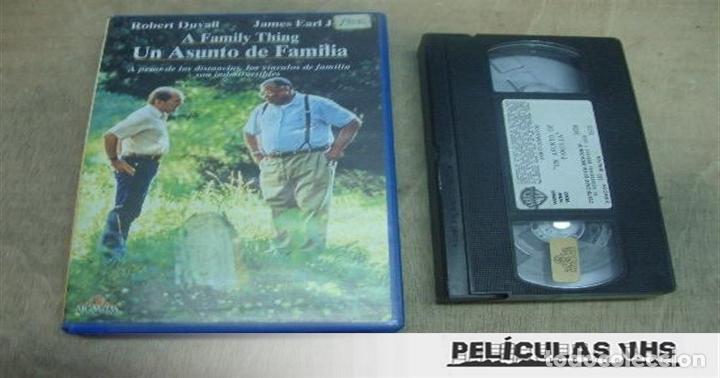 Cine: Pel&iacute;cula Un Asunto De Familia en VHS