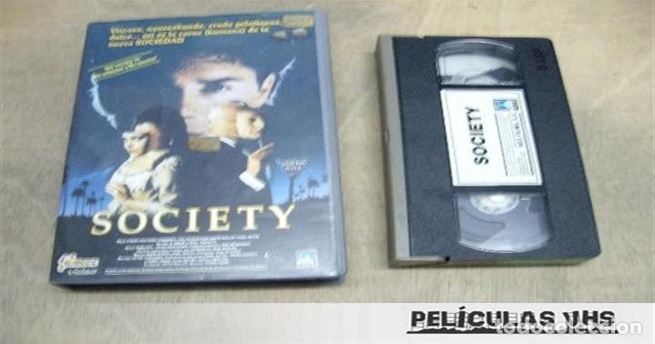 Cine: Pel&iacute;cula Society en VHS
